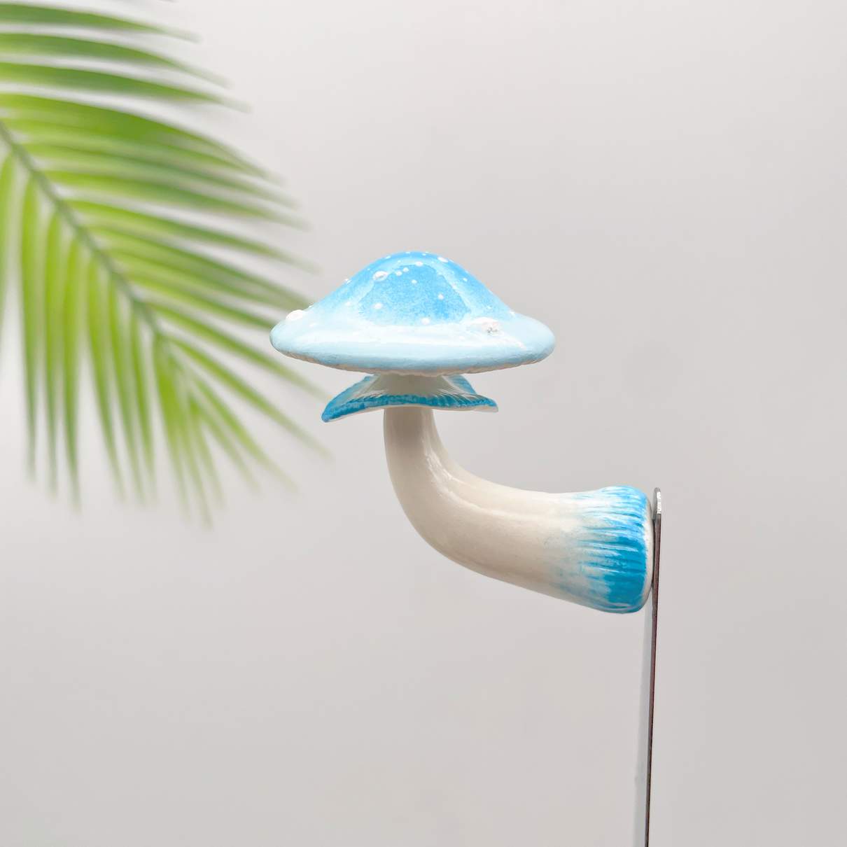 Aimant de réfrigérateur en forme de champignon dégradé bleu-blanc