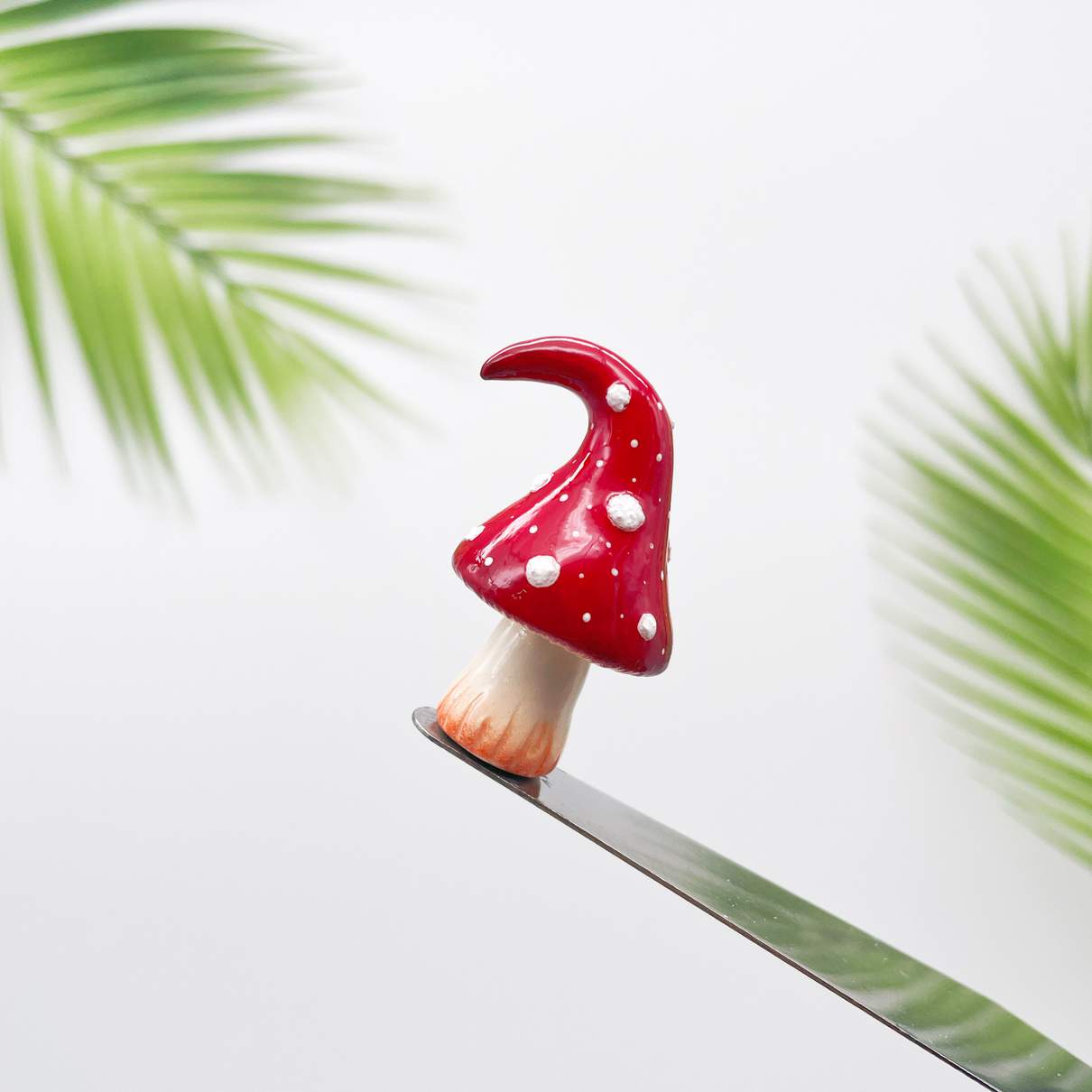 Mini Magic Hat Mushroom Ring Holder